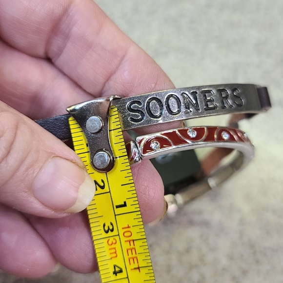 SOONERS Two Bracelets. One metal one leather - Picture 8 of 8